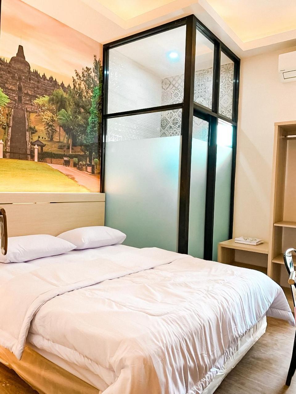 Kartiko Palagan Eksklusif Yogyakarta Hotel Kejayan Exterior photo